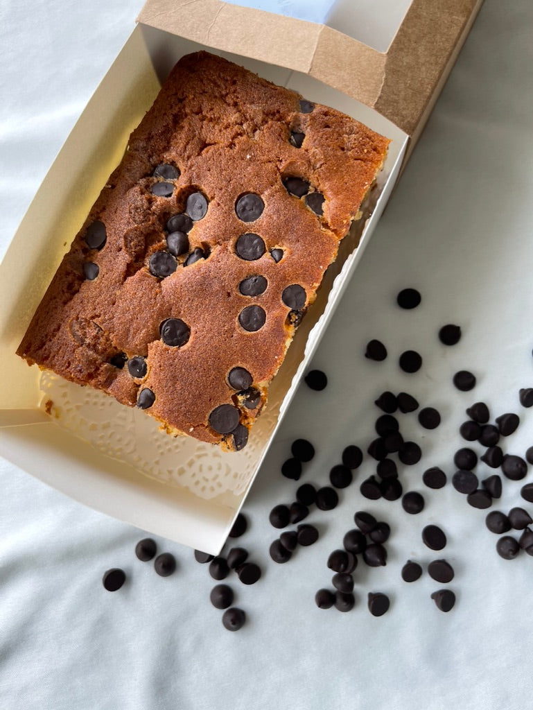 Chocochip Butter Cake